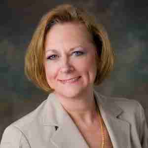 Head Shot - Lisa Owers, CTIE