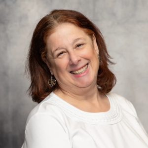 Head Shot - Suzanne Slavitter - VICE-PRESIDENT AND CO-OWNER, SPORT EMPIRE, INC.