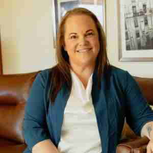 Laura Adams, CTA