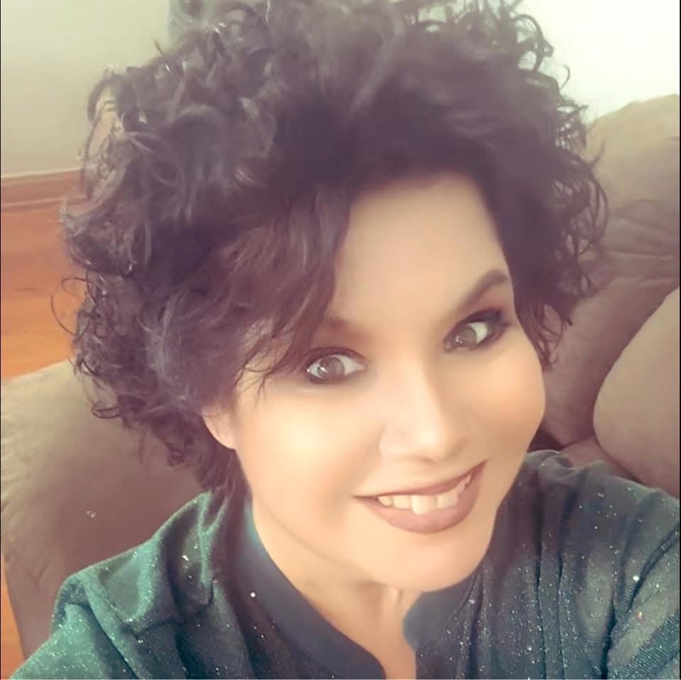 Noemi Holton profile photo